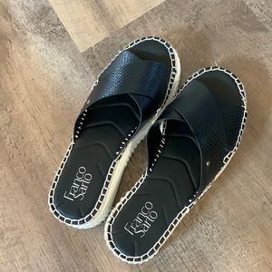 Franco Sarto gently used platform slides in black size 7.5m